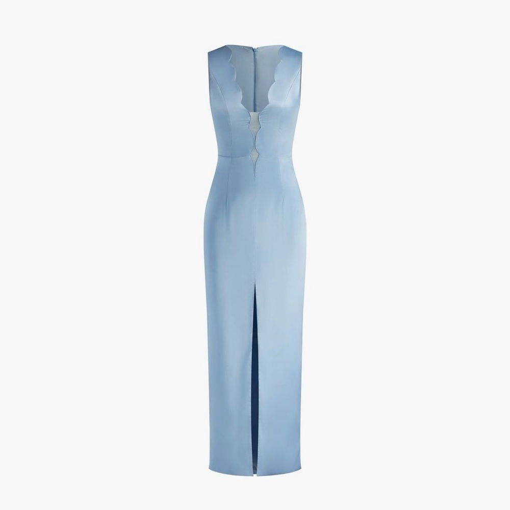 Commense Light Blue Scallop V-Neck Gown